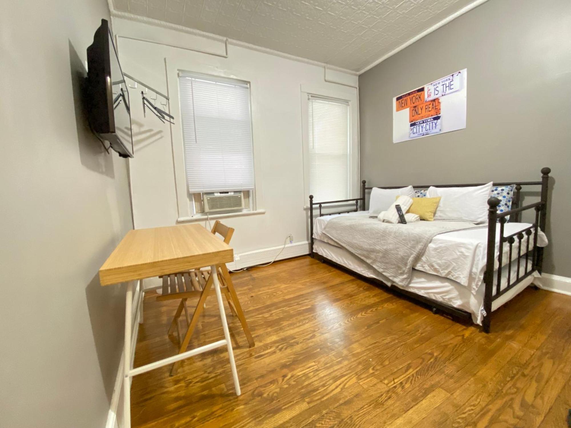 Best Room To Visit Nyc-Subway Access نيوآرك المظهر الخارجي الصورة